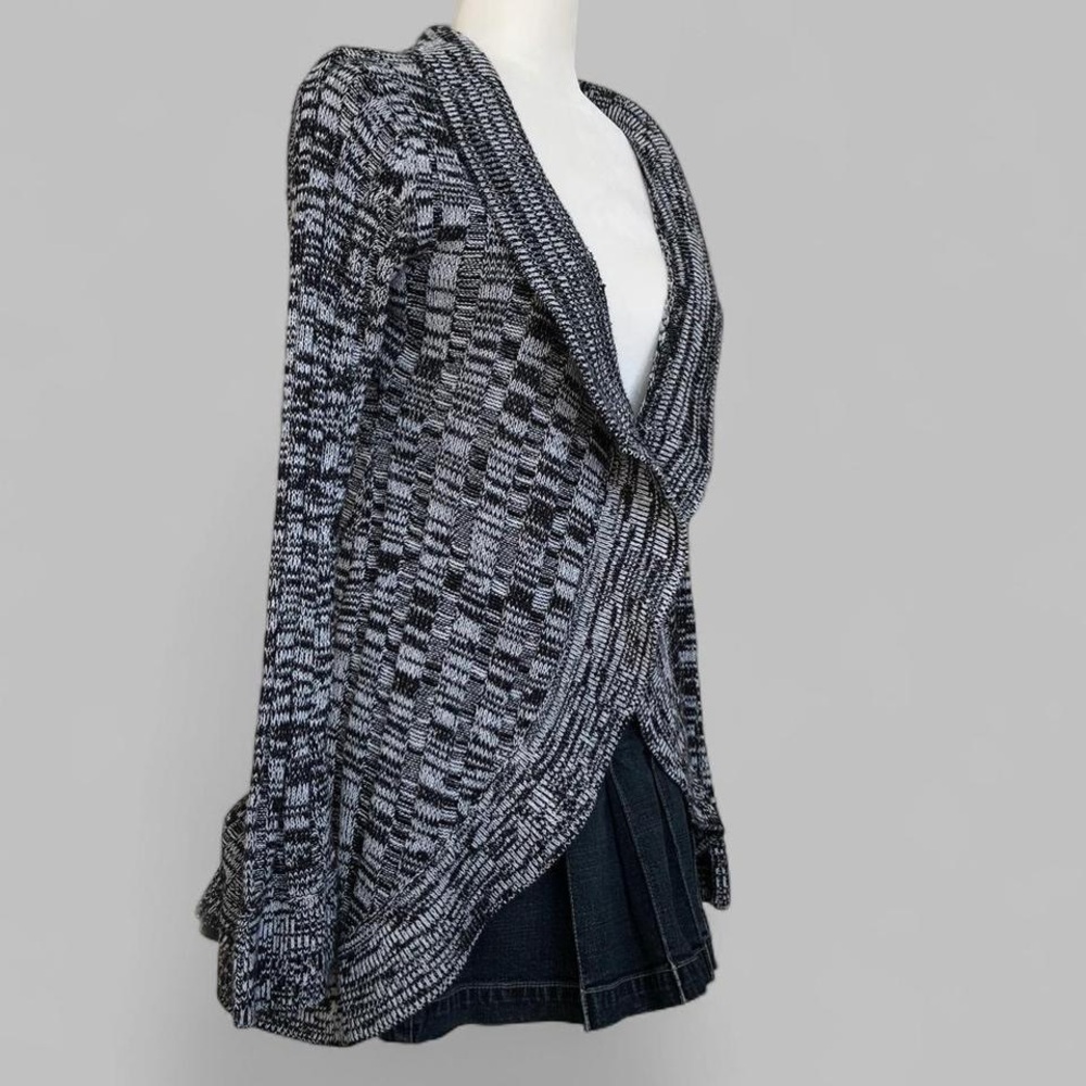 Grey Black Ruffle Cardigan - Picture 3 of 6